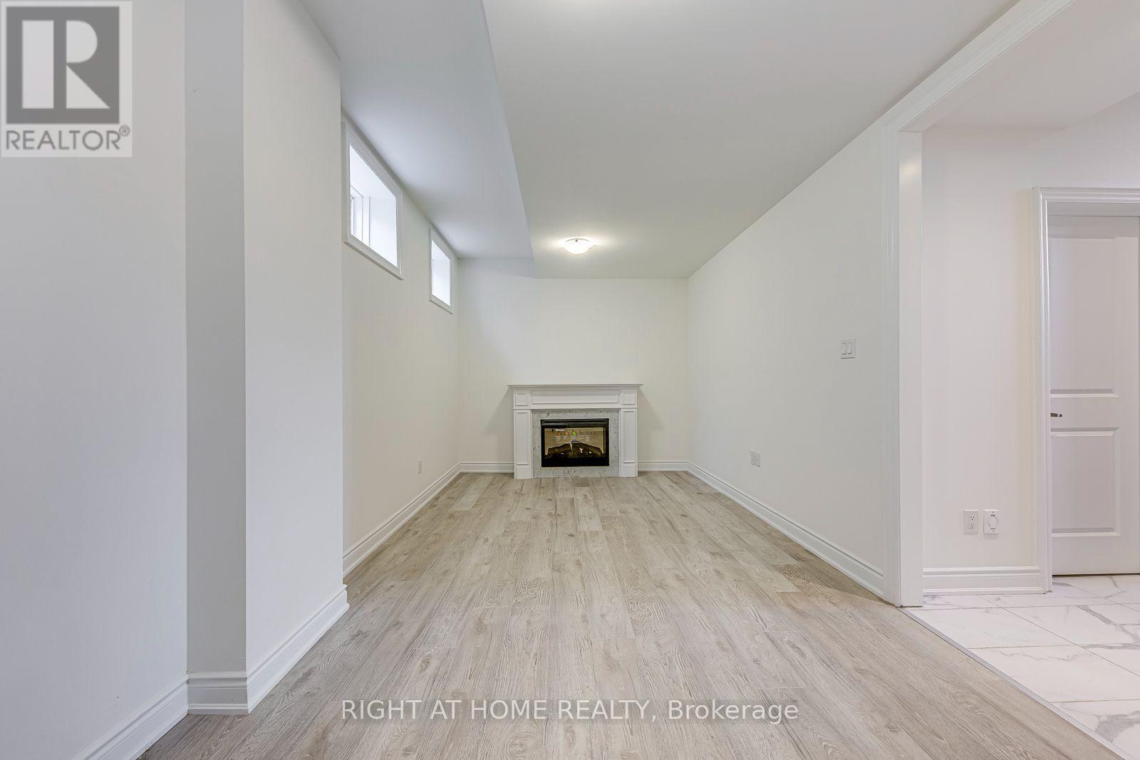 2579 Islington Avenue, Toronto, Ontario  M9V 4A2 - Photo 37 - W13670064