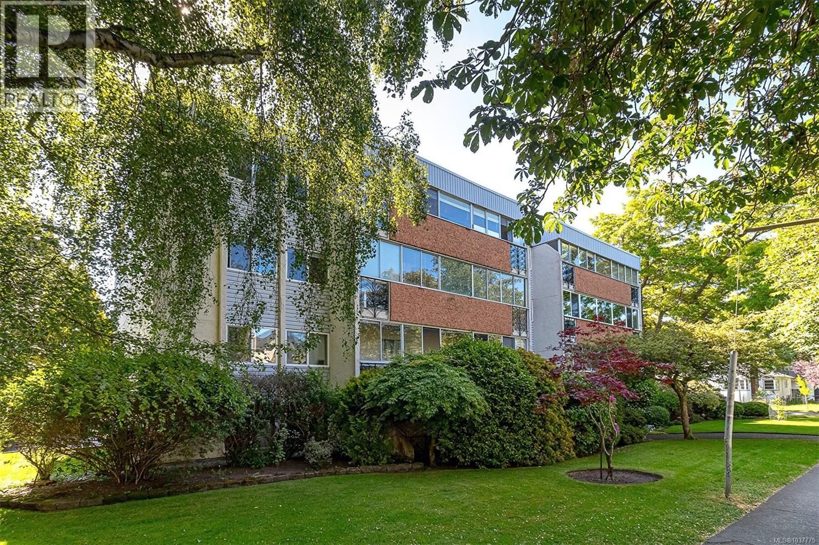 204 605 Cook St, Victoria, British Columbia