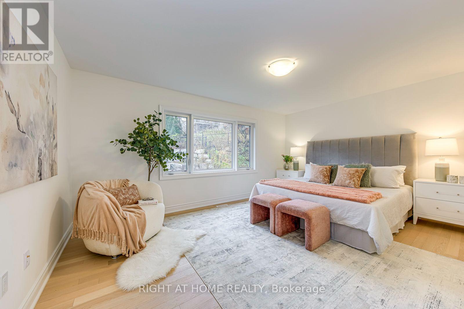 2575 Islington Avenue, Toronto, Ontario  M9V 4A2 - Photo 25 - W13670062