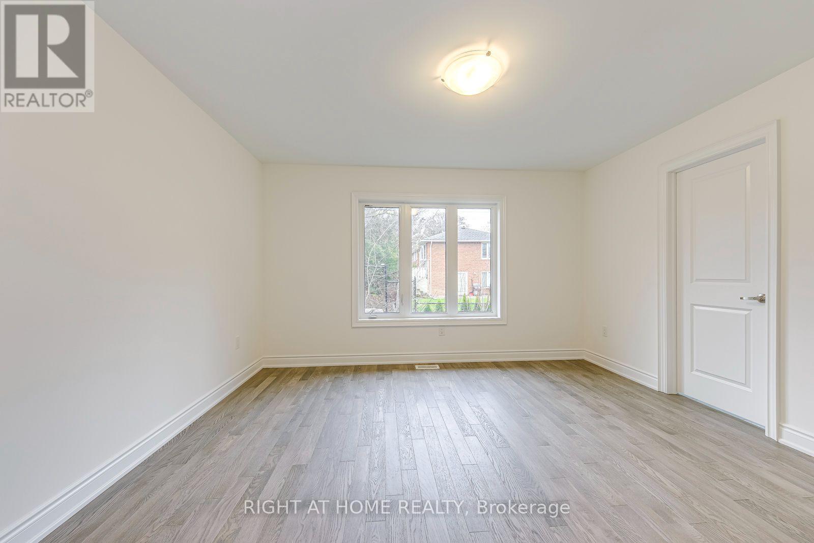 2581 Islington Avenue, Toronto, Ontario  M9V 4A2 - Photo 26 - W13670074