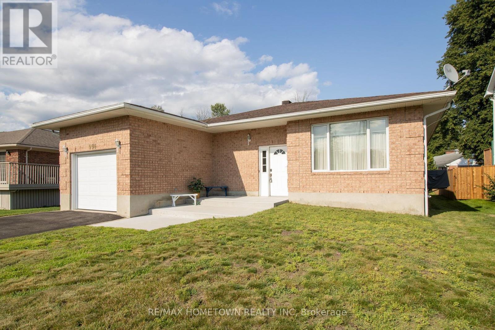 996 Massie Drive, Prescott, Ontario K0E 1T0 - Photo 2 - X13670300