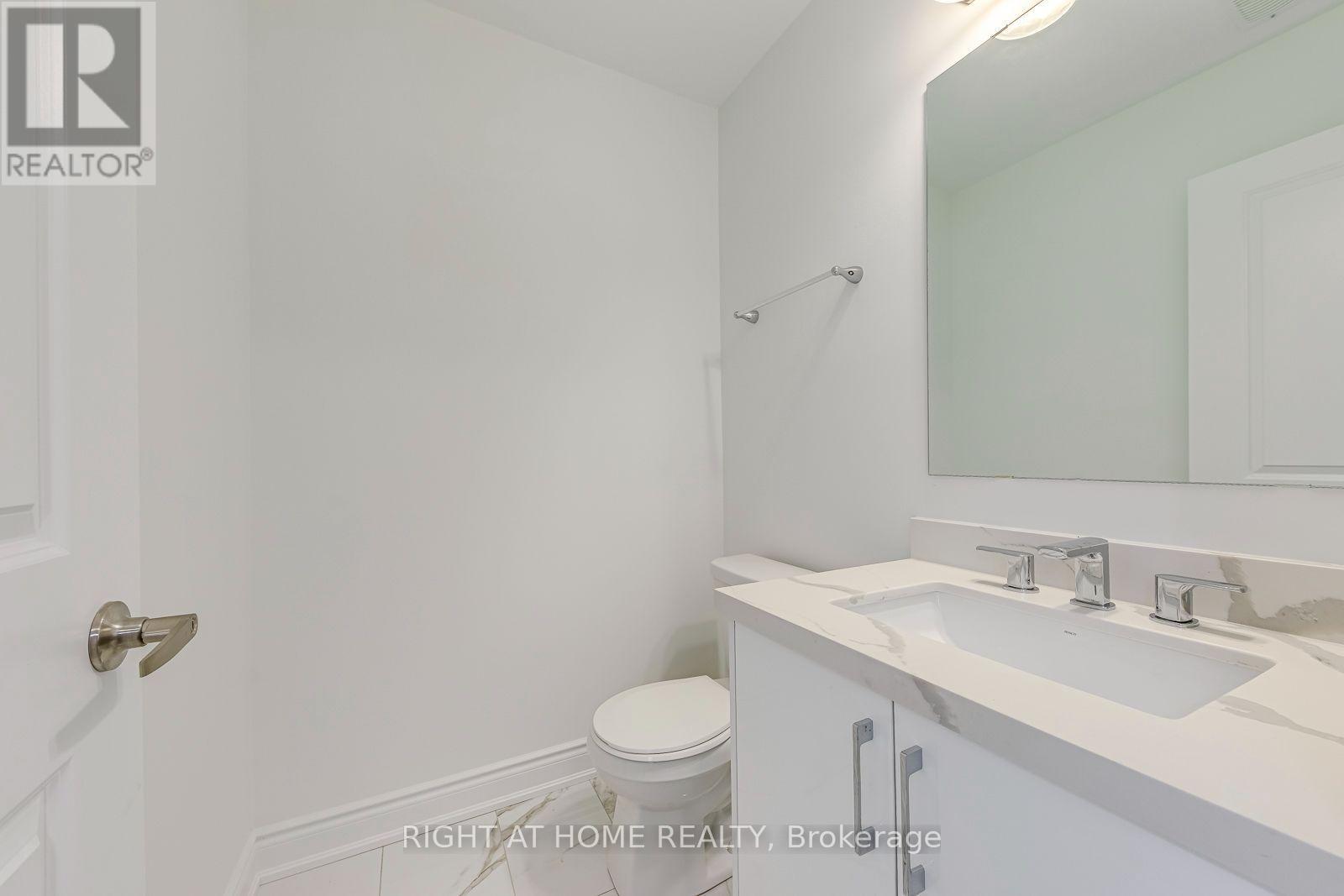 2581 Islington Avenue, Toronto, Ontario  M9V 4A2 - Photo 41 - W13670074