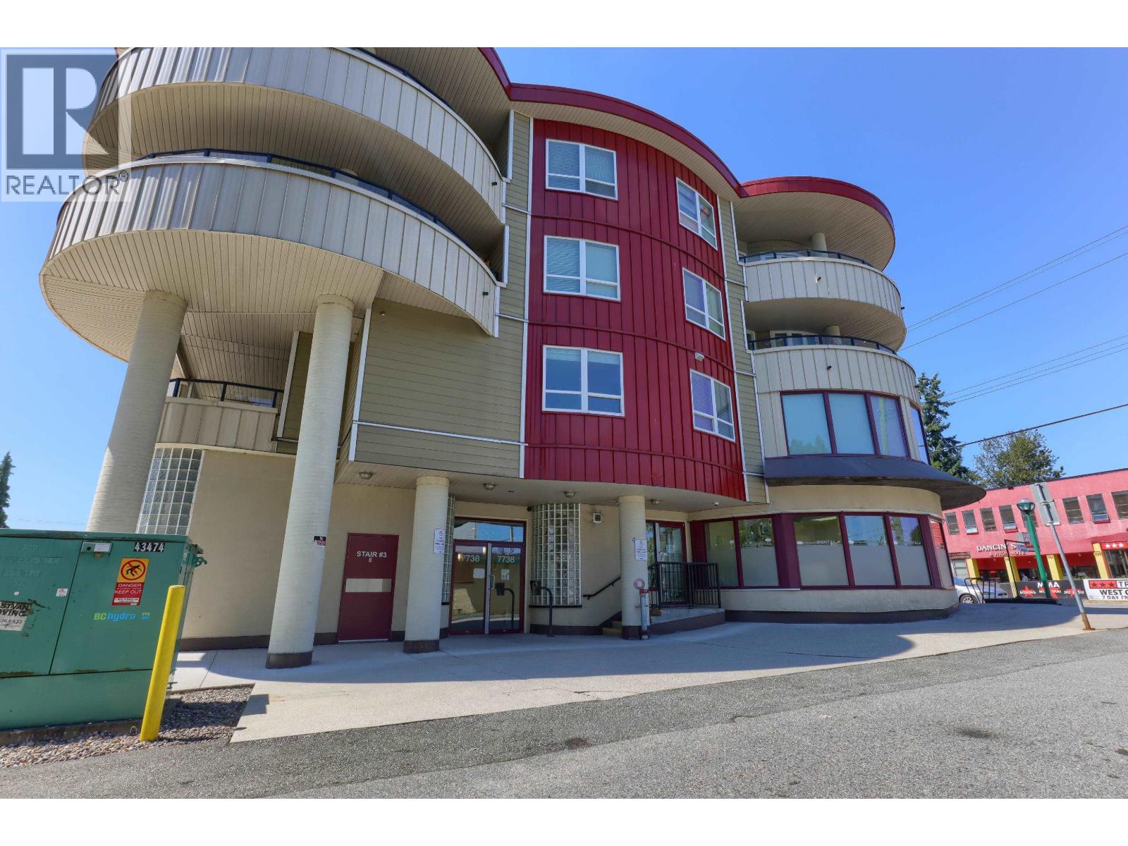 Ph1 7738 Edmonds Street, Burnaby, British Columbia  V3N 1B8 - Photo 2 - R3136957