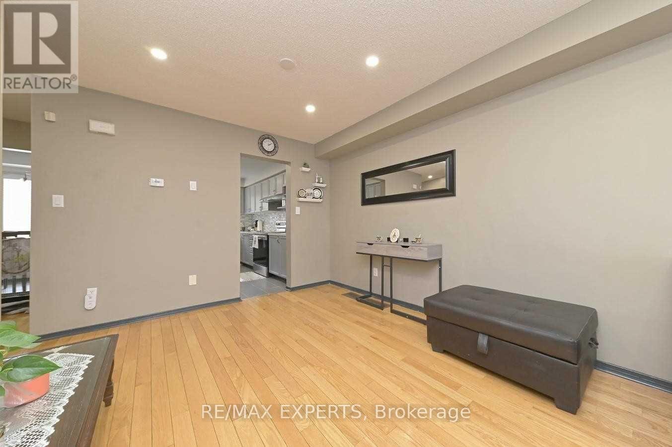 3 - 65 Brickyard Way, Brampton, Ontario  L6V 4M2 - Photo 8 - W13670146