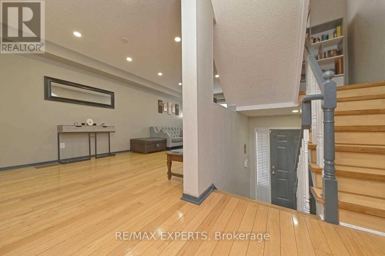 3 - 65 Brickyard Way, Brampton, Ontario  L6V 4M2 - Photo 4 - W13670146