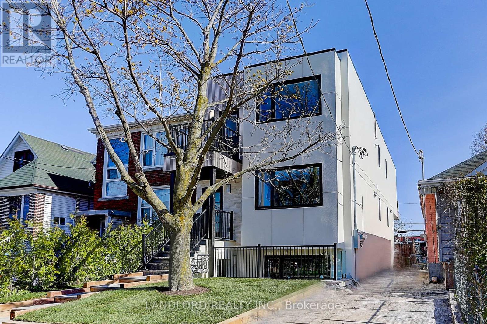 LOWER - 71 LIVINGSTONE AVENUE, Toronto, Ontario