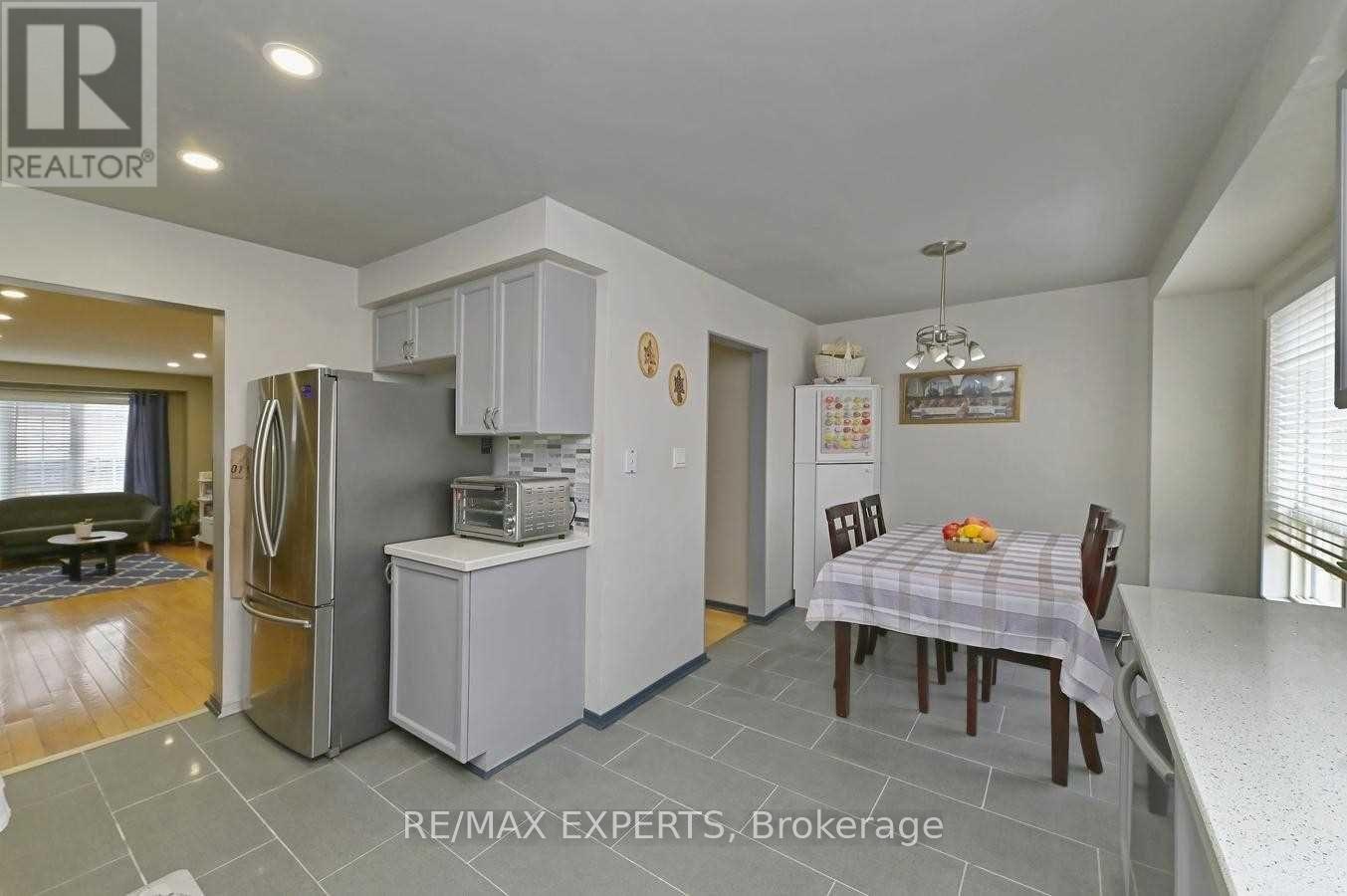 3 - 65 Brickyard Way, Brampton, Ontario  L6V 4M2 - Photo 11 - W13670146