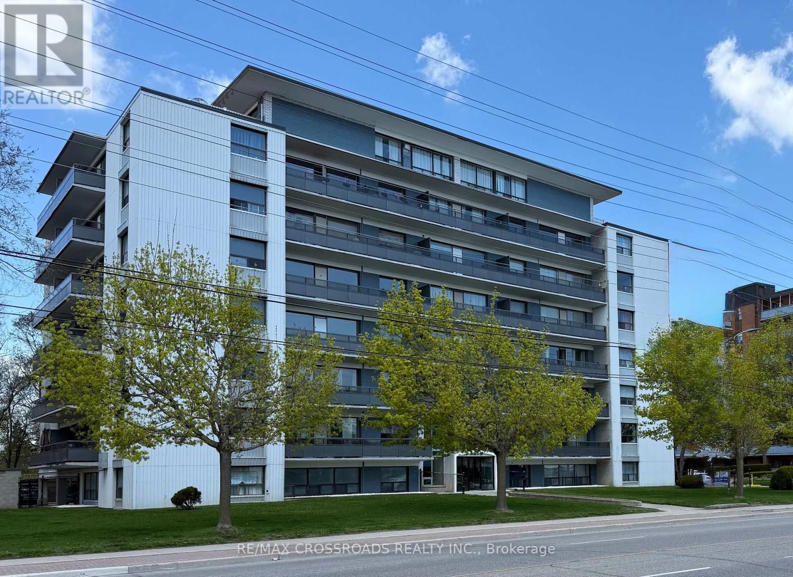 804 - 363 LAKESHORE ROAD E