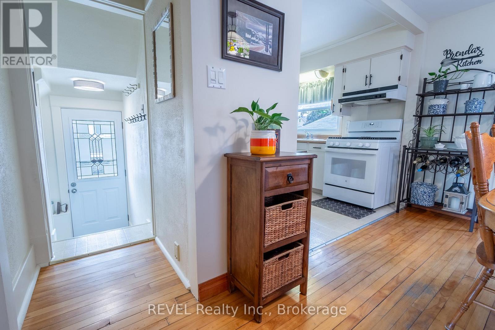 298 Stanley Street, Port Colborne, Ontario  L3K 3A2 - Photo 13 - X13672294