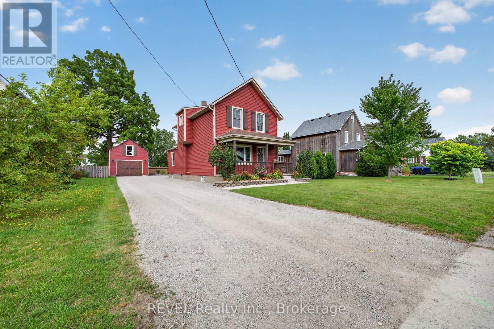 312 Phipps Street, Fort Erie, Ontario  L2A 2V6 - Photo 2 - X13672424