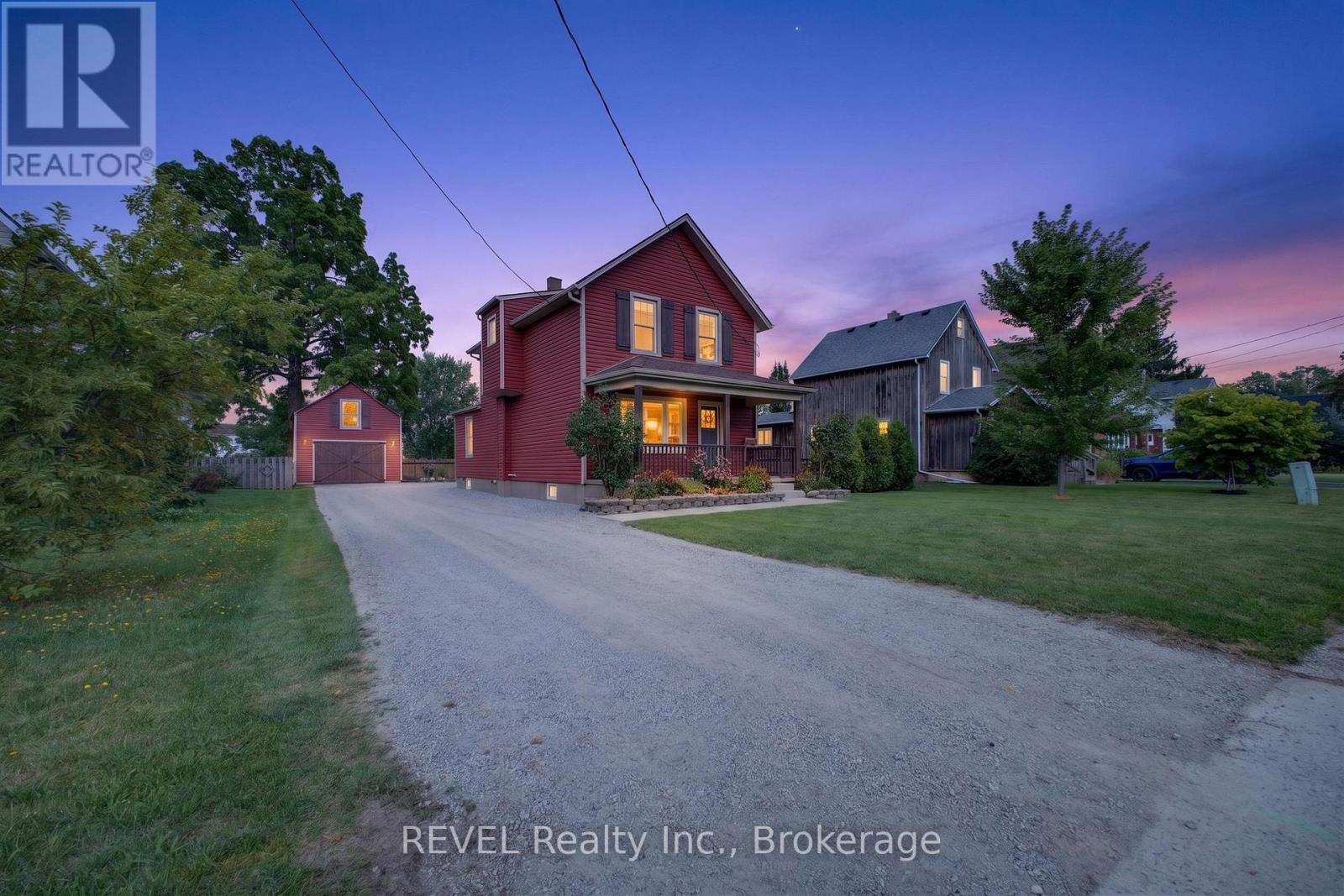 312 Phipps Street, Fort Erie, Ontario  L2A 2V6 - Photo 3 - X13672424