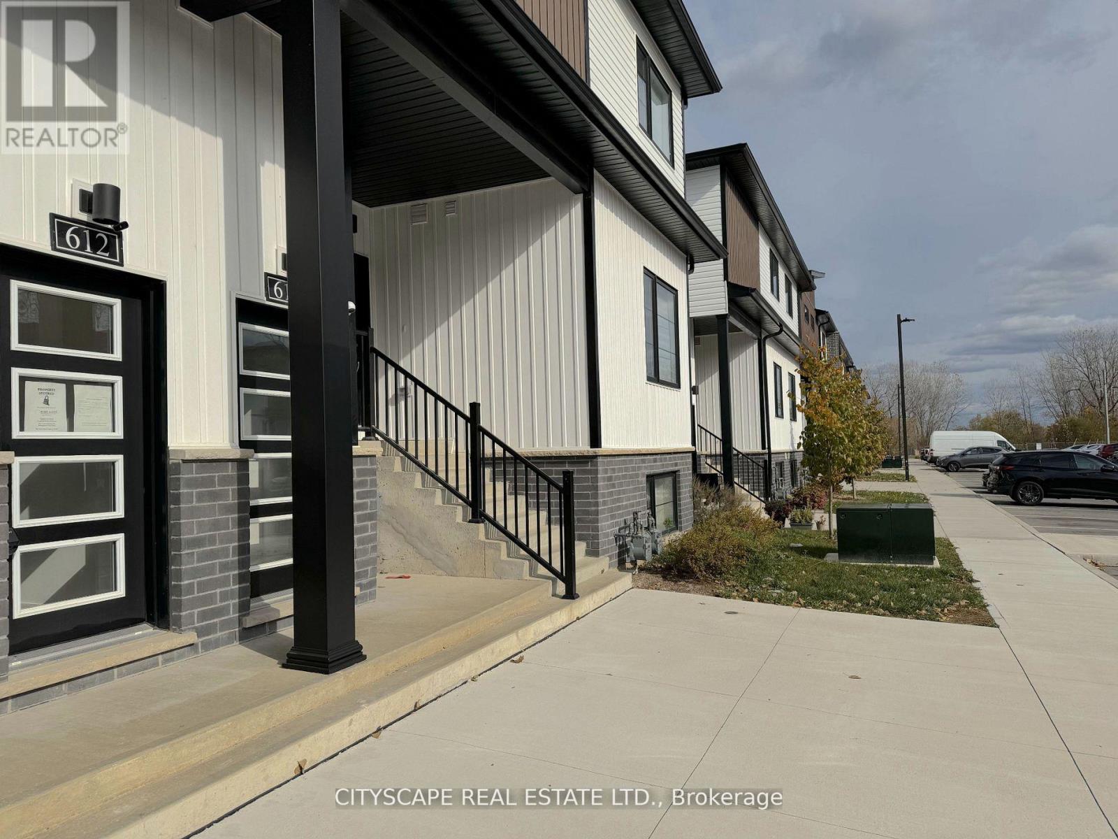 612 - 4263 Fourth Avenue, Niagara Falls, Ontario  L2E 0C2 - Photo 3 - X13597346