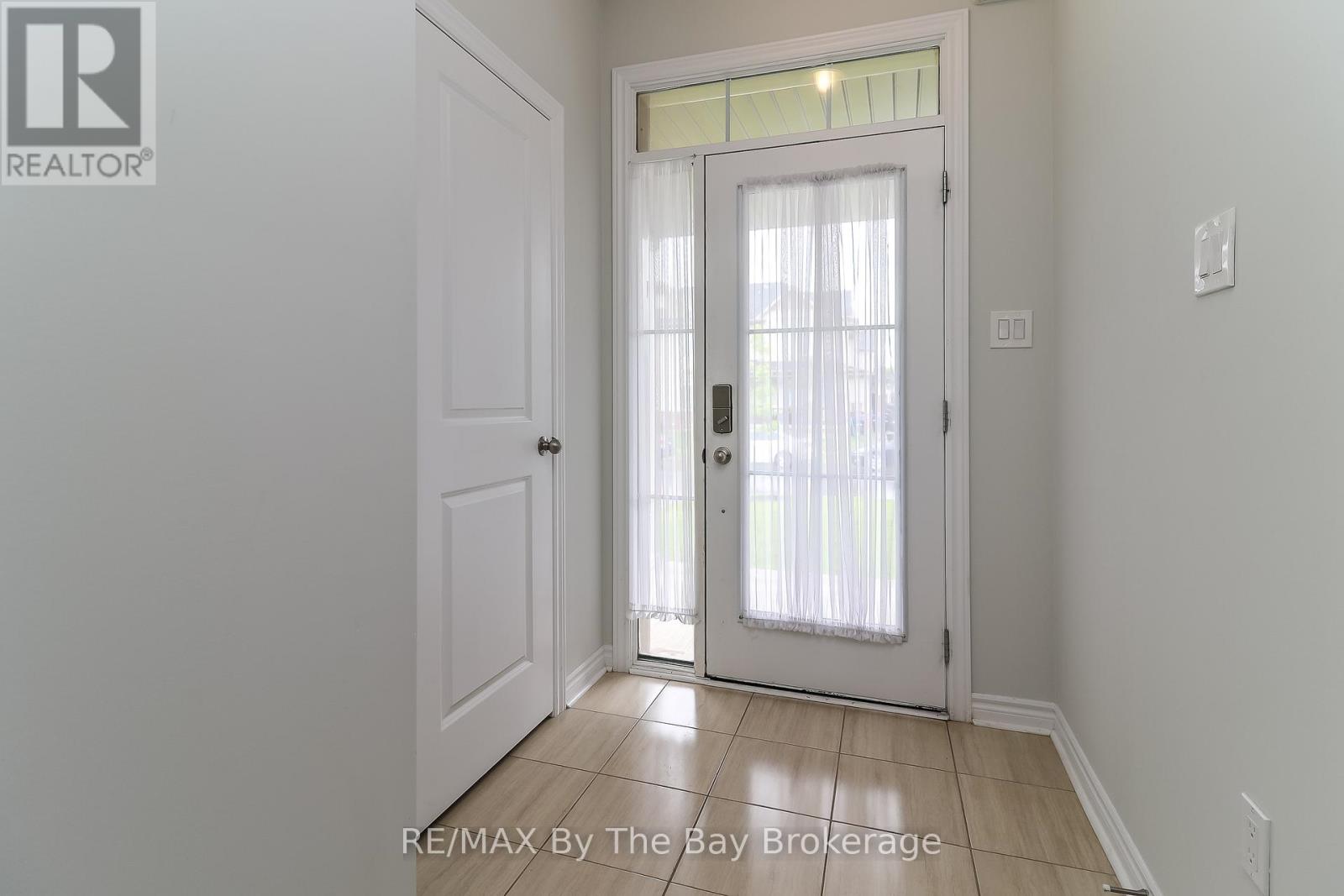 97 Tracey Lane, Collingwood, Ontario  L9Y 3Z6 - Photo 11 - S12782280