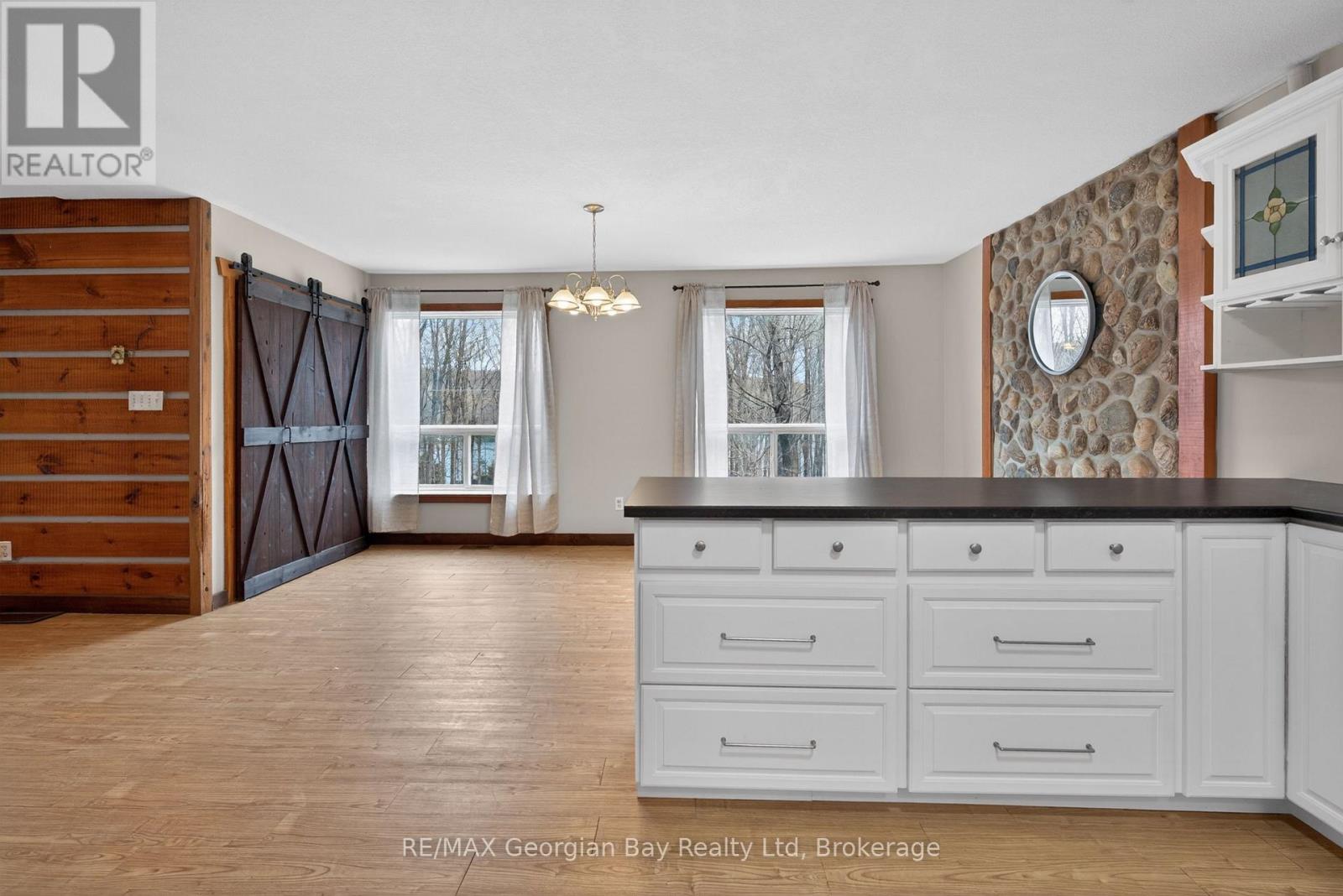 90 Farlain Lake Road W, Tiny, Ontario  L9M 0B9 - Photo 4 - S13101868