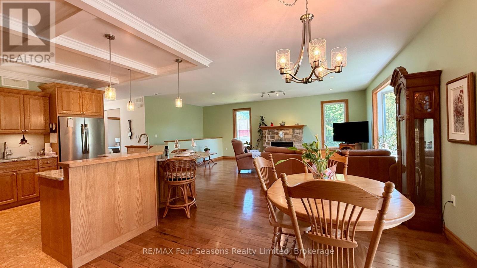 229 S Rankin Street, Saugeen Shores, Ontario  N0H 2L0 - Photo 18 - X13258430