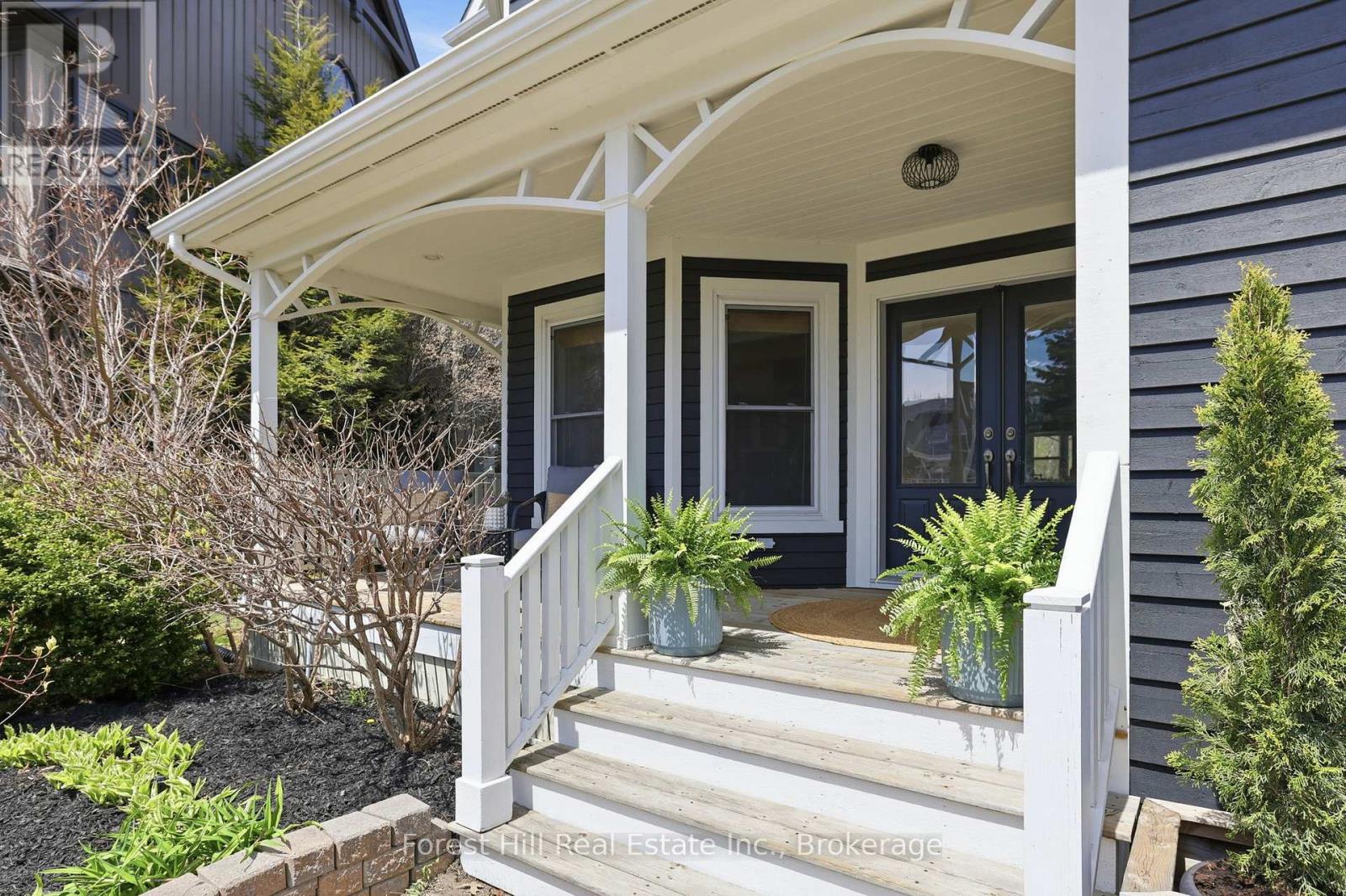 156 Snowbridge Way, Blue Mountains, Ontario  L9Y 0V1 - Photo 2 - X13670204