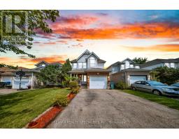 17 BUCKTHORN CRESCENT W, Guelph, Ontario