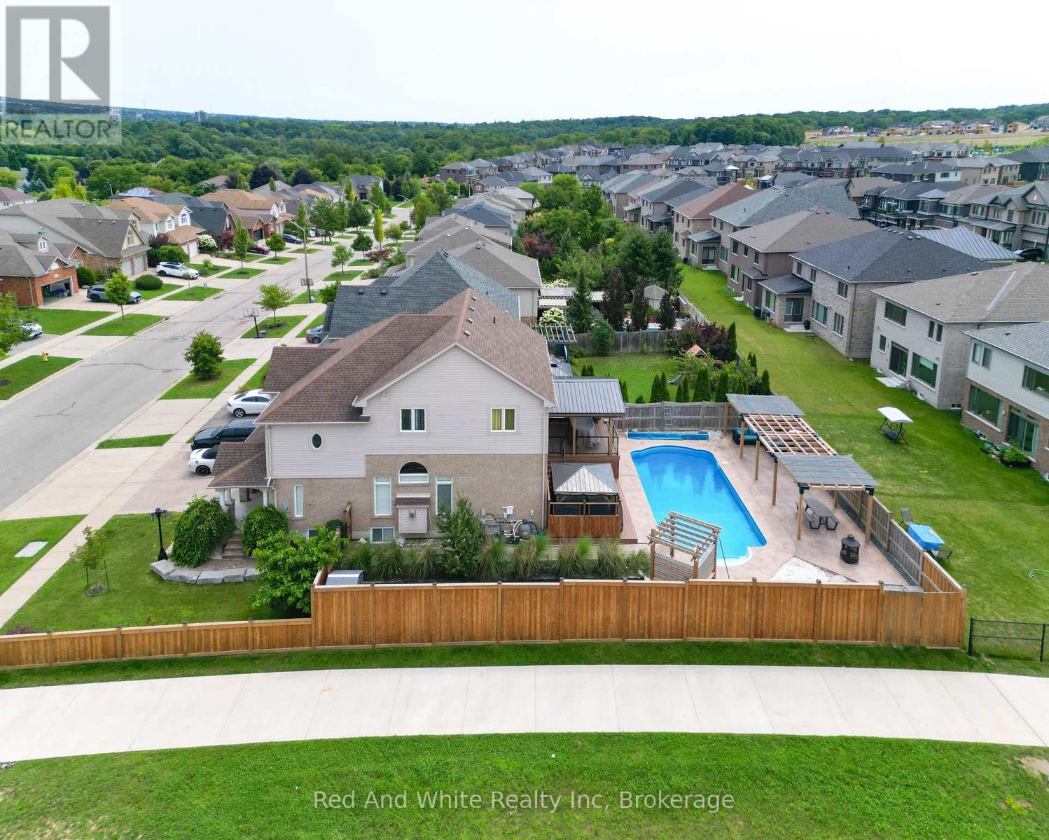 167 Westcliff Way, Cambridge, Ontario N1S 0A1 - Photo 3 - X13656156
