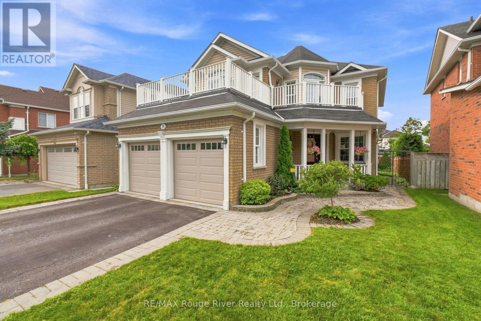 26 WOODLANDS AVENUE, Whitby, Ontario