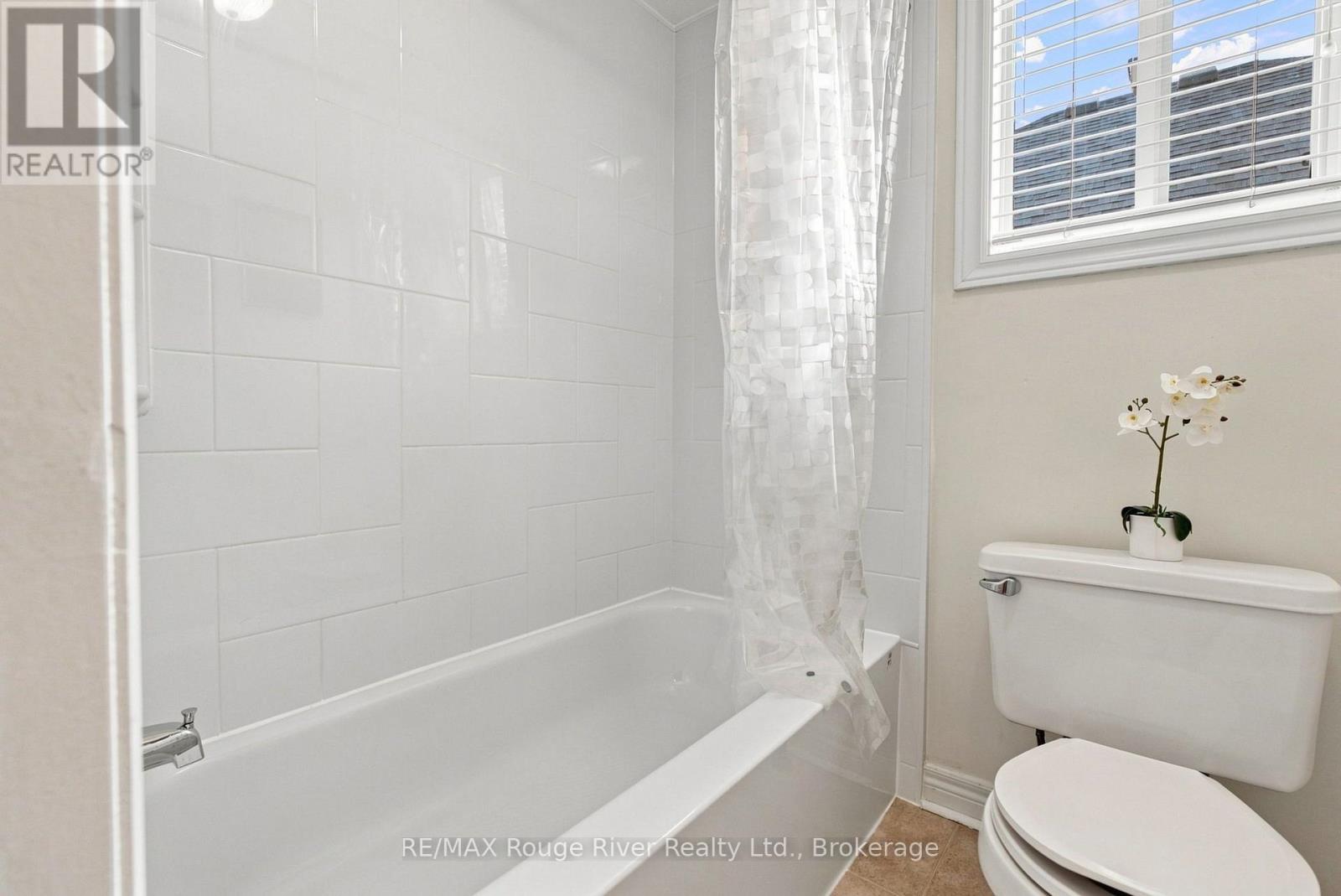 26 Woodlands Avenue, Whitby, Ontario  L1R 2S9 - Photo 29 - E13672320