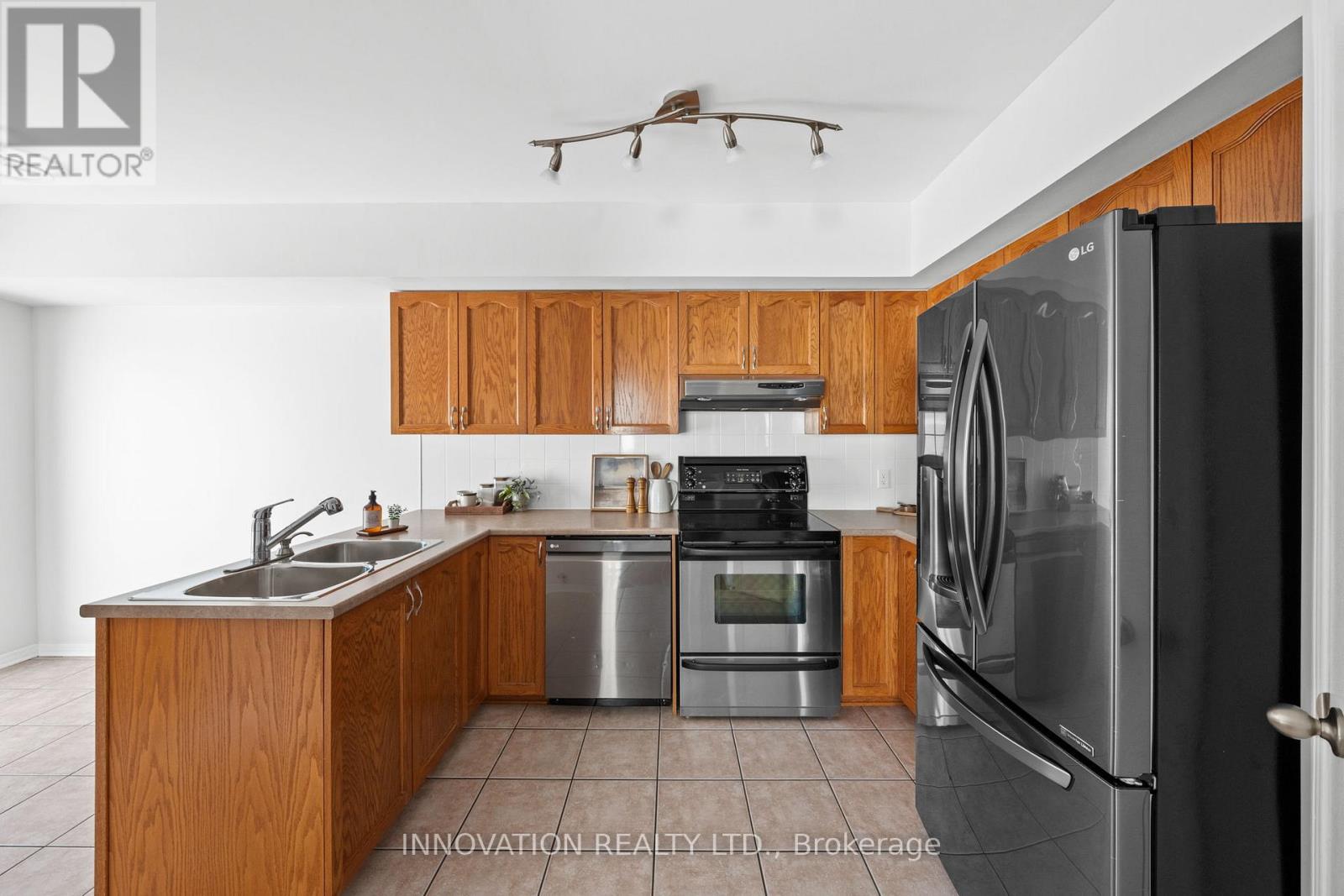 37 Chantilly Gate, Ottawa, Ontario  K2S 2B1 - Photo 12 - X13652316