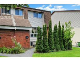 D - 5 SONNET CRESCENT, Ottawa, Ontario
