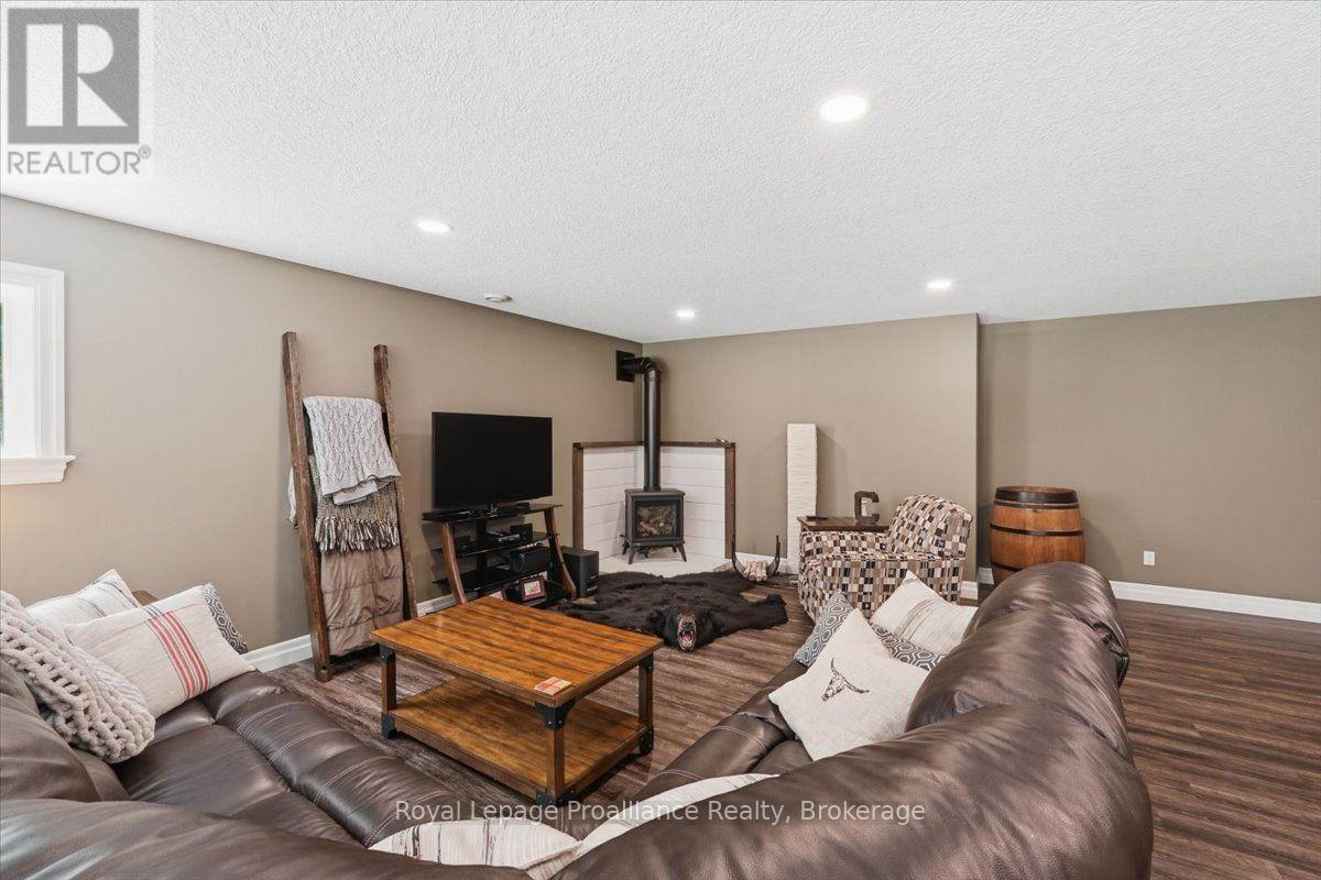 63 Hiddenvalley Drive, Belleville, Ontario  K0K 2V0 - Photo 36 - X13672248