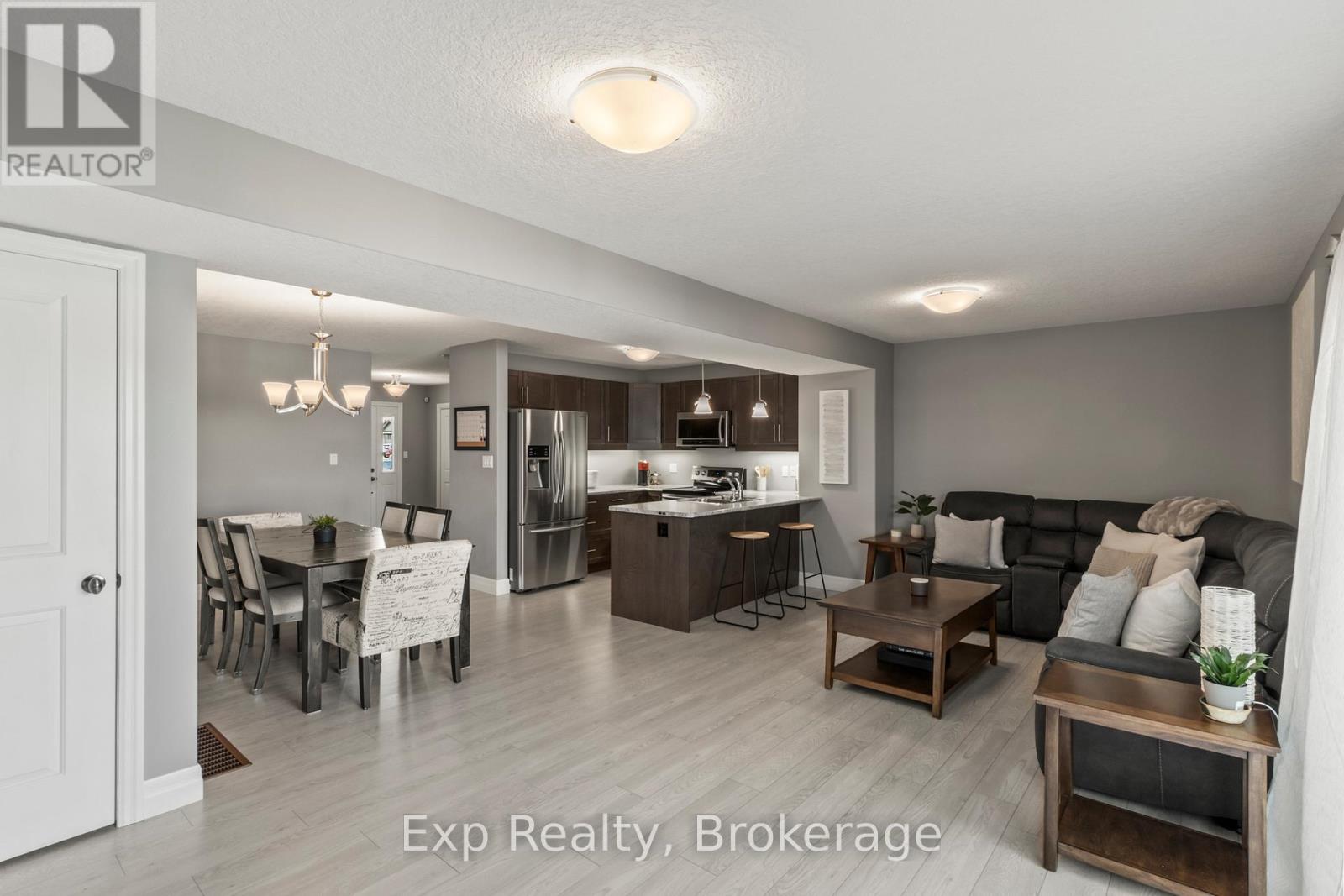 54 Cortland Crescent, Quinte West, Ontario  K8V 0E9 - Photo 14 - X13672314