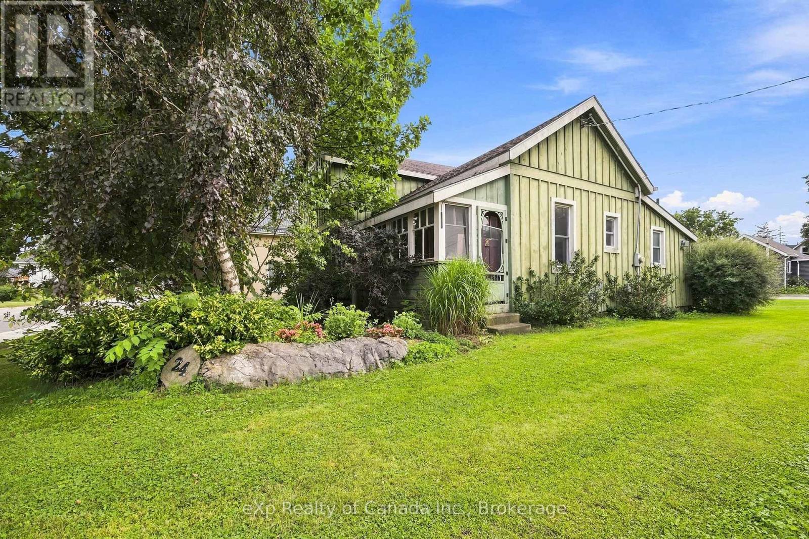 24 Stover Street S, Norwich, Ontario  N0J 1P0 - Photo 2 - X13670216