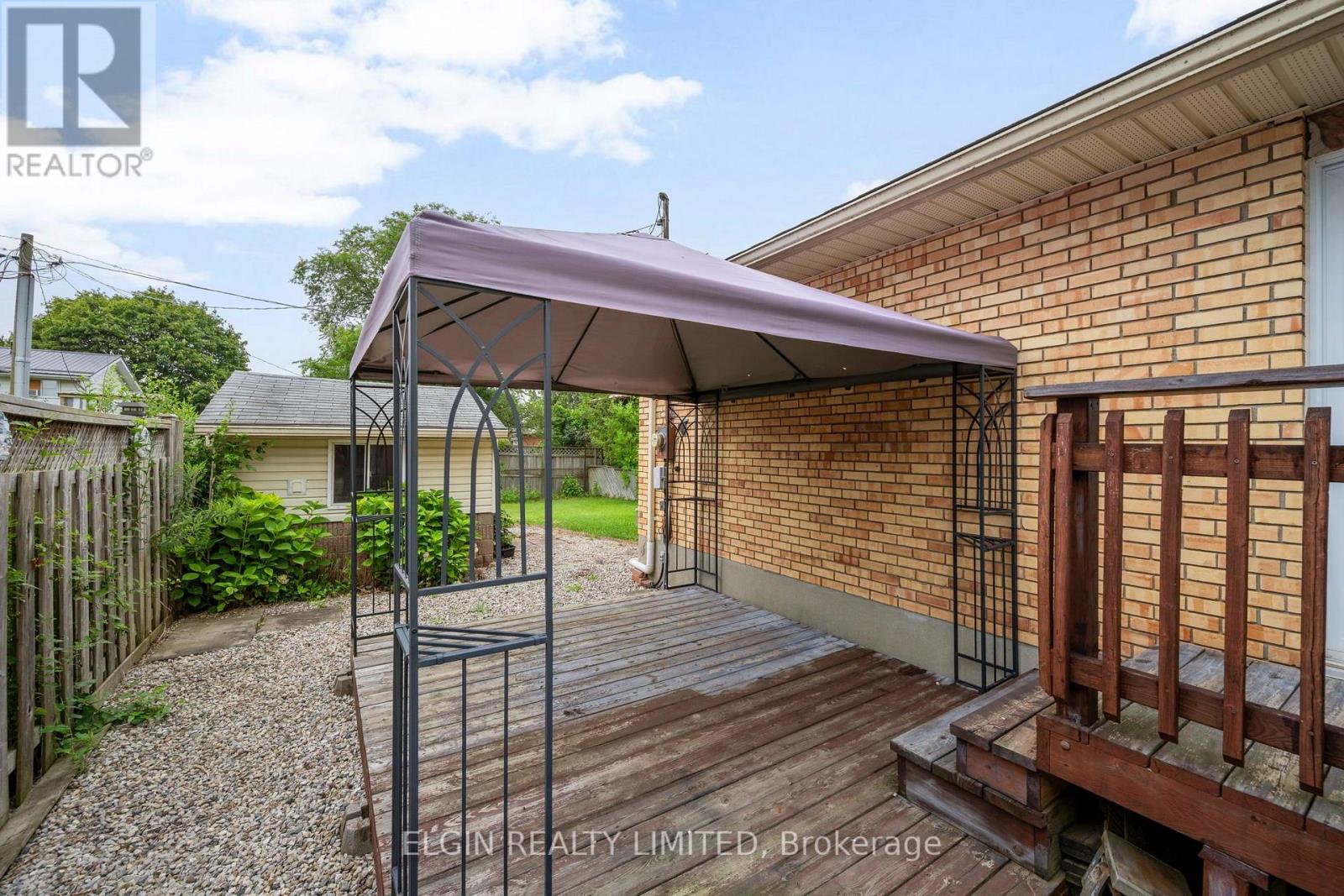 27 Vanier Place, St. Thomas, Ontario  N5R 5L2 - Photo 27 - X13672224