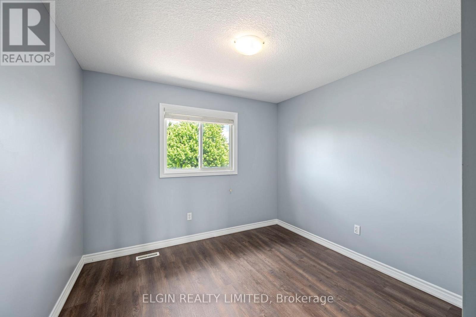11 Kensington Court, St. Thomas, Ontario  N5R 0A3 - Photo 17 - X13672304