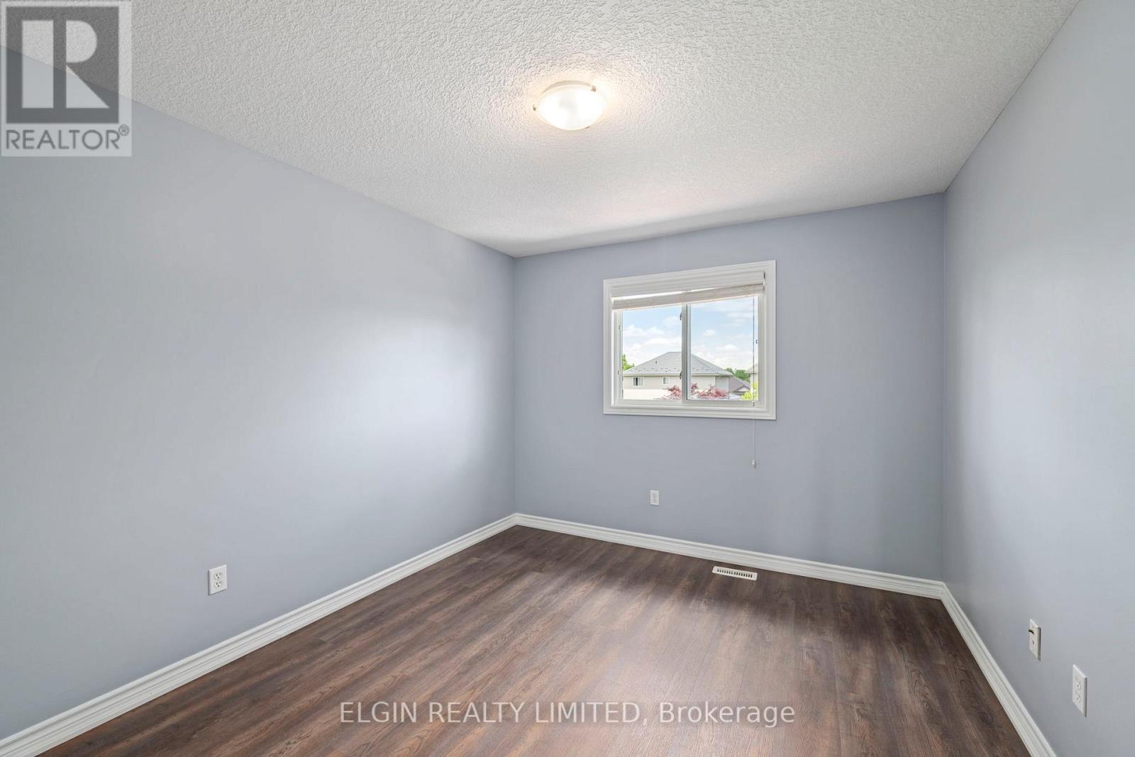 11 Kensington Court, St. Thomas, Ontario  N5R 0A3 - Photo 18 - X13672304