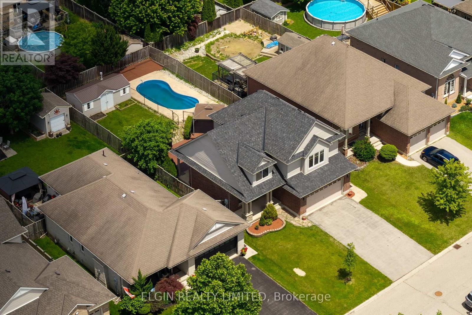 11 Kensington Court, St. Thomas, Ontario  N5R 0A3 - Photo 3 - X13672304