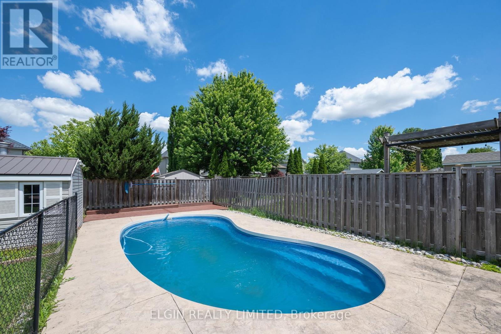 11 Kensington Court, St. Thomas, Ontario  N5R 0A3 - Photo 32 - X13672304