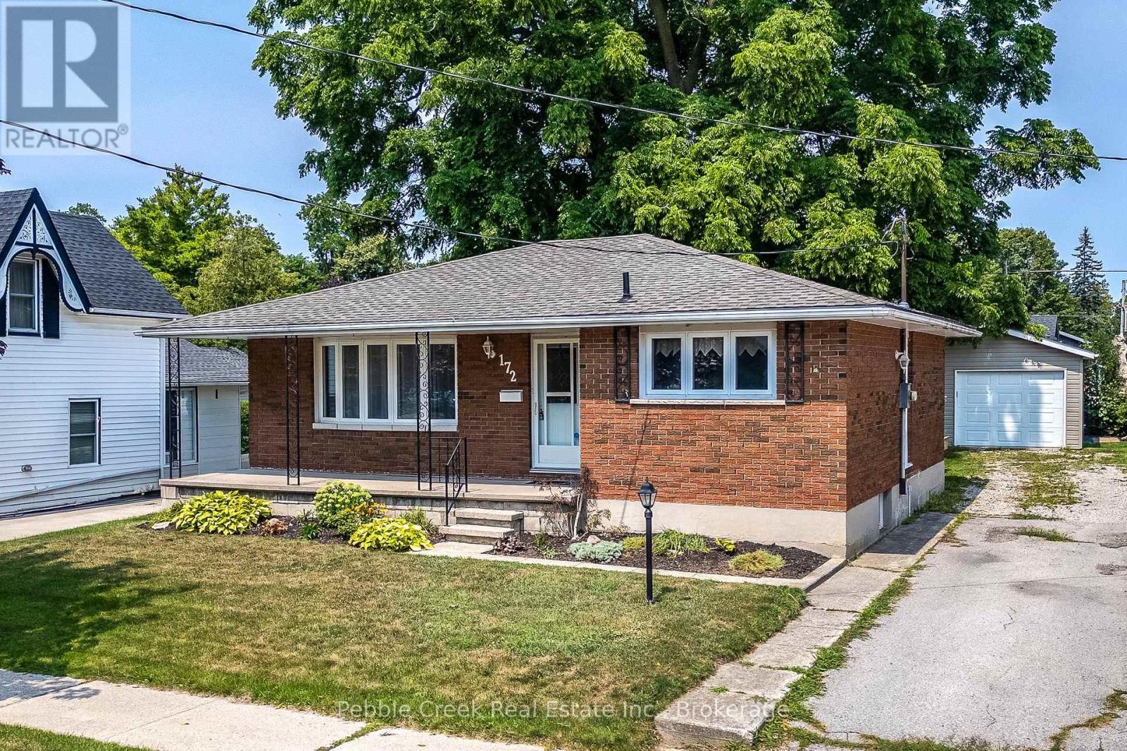 172 ELGIN AVENUE W, Goderich, Ontario