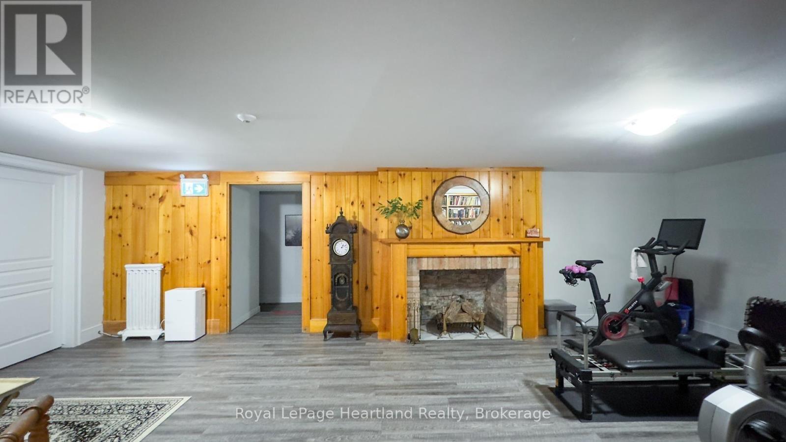 100 - 5 Cobourg Street, Goderich (Goderich (Town)), Ontario  N7A 2J1 - Photo 25 - X13672216