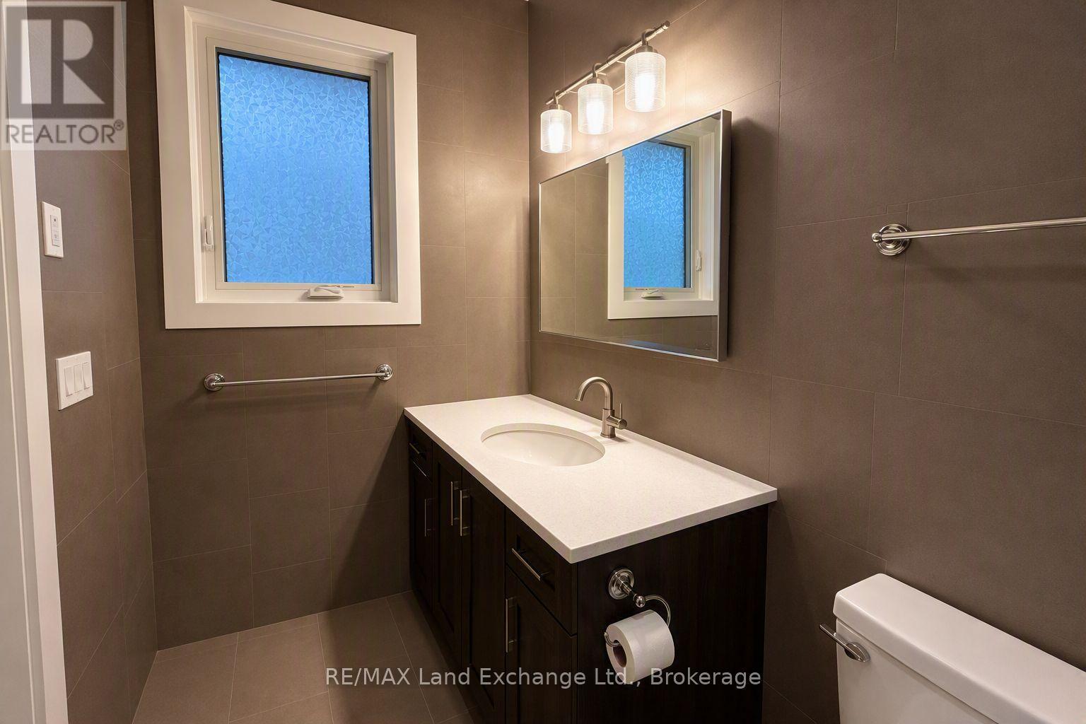 23 Mctavish Crescent, Huron-Kinloss, Ontario  N0G 2R0 - Photo 14 - X13672412