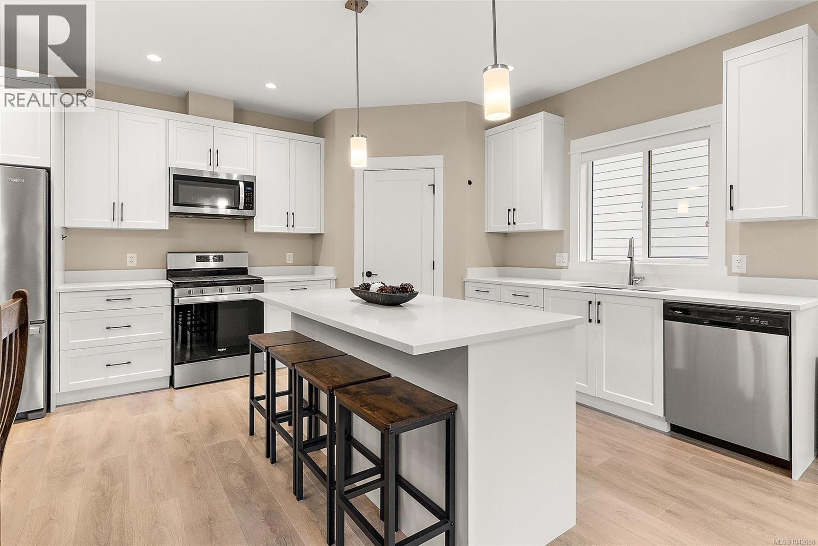 933 Blakeon Pl, Langford, British Columbia