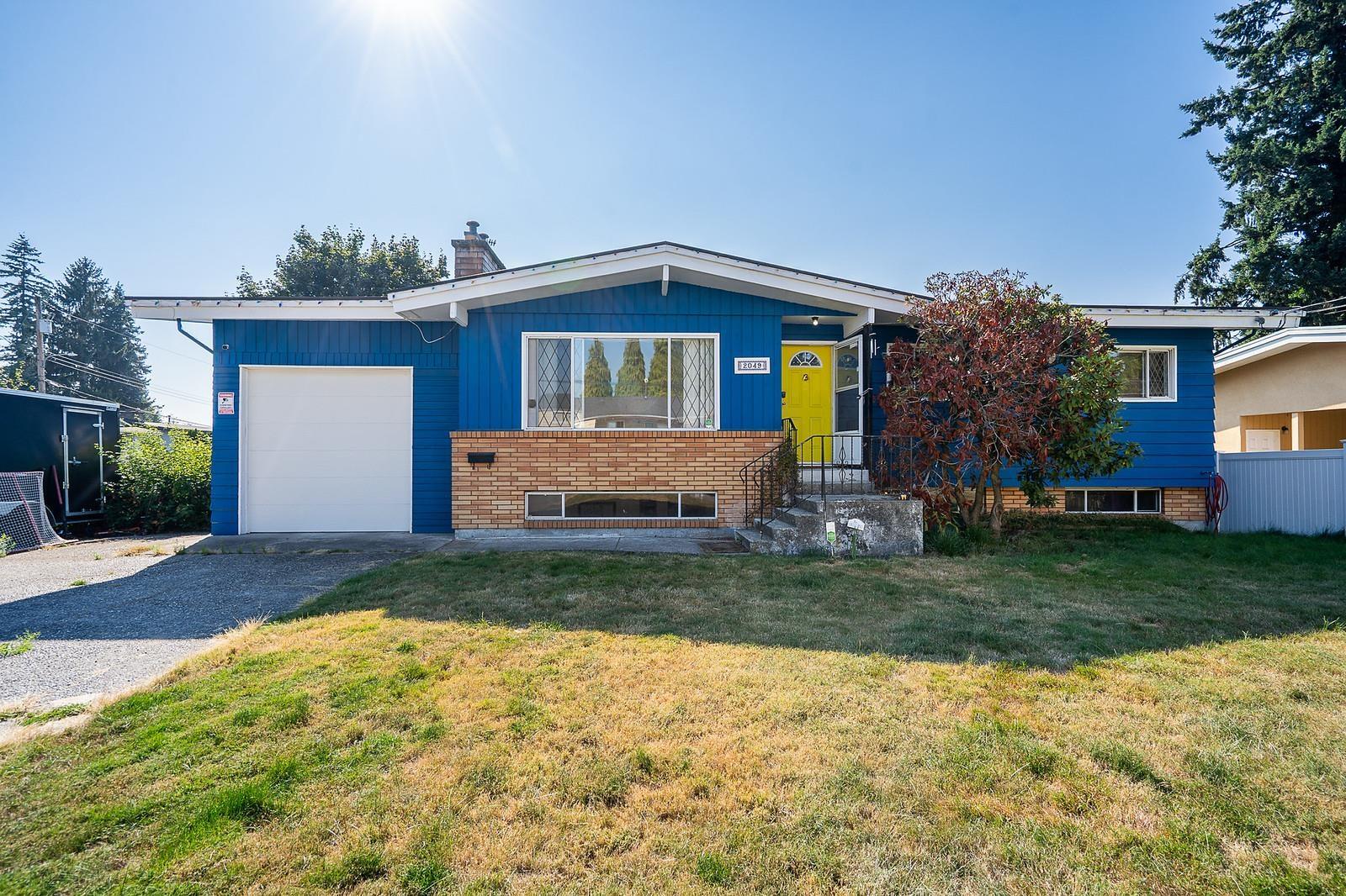 2049 Lynden Street, Abbotsford, British Columbia  V2T 3B6 - Photo 1 - R3155015