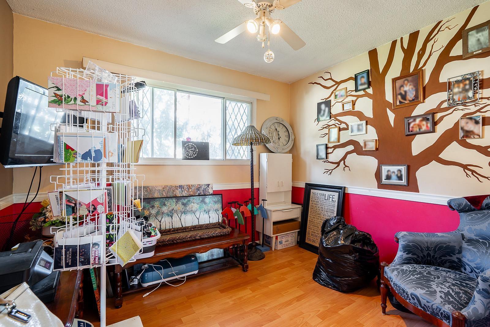 2049 Lynden Street, Abbotsford, British Columbia  V2T 3B6 - Photo 11 - R3155015