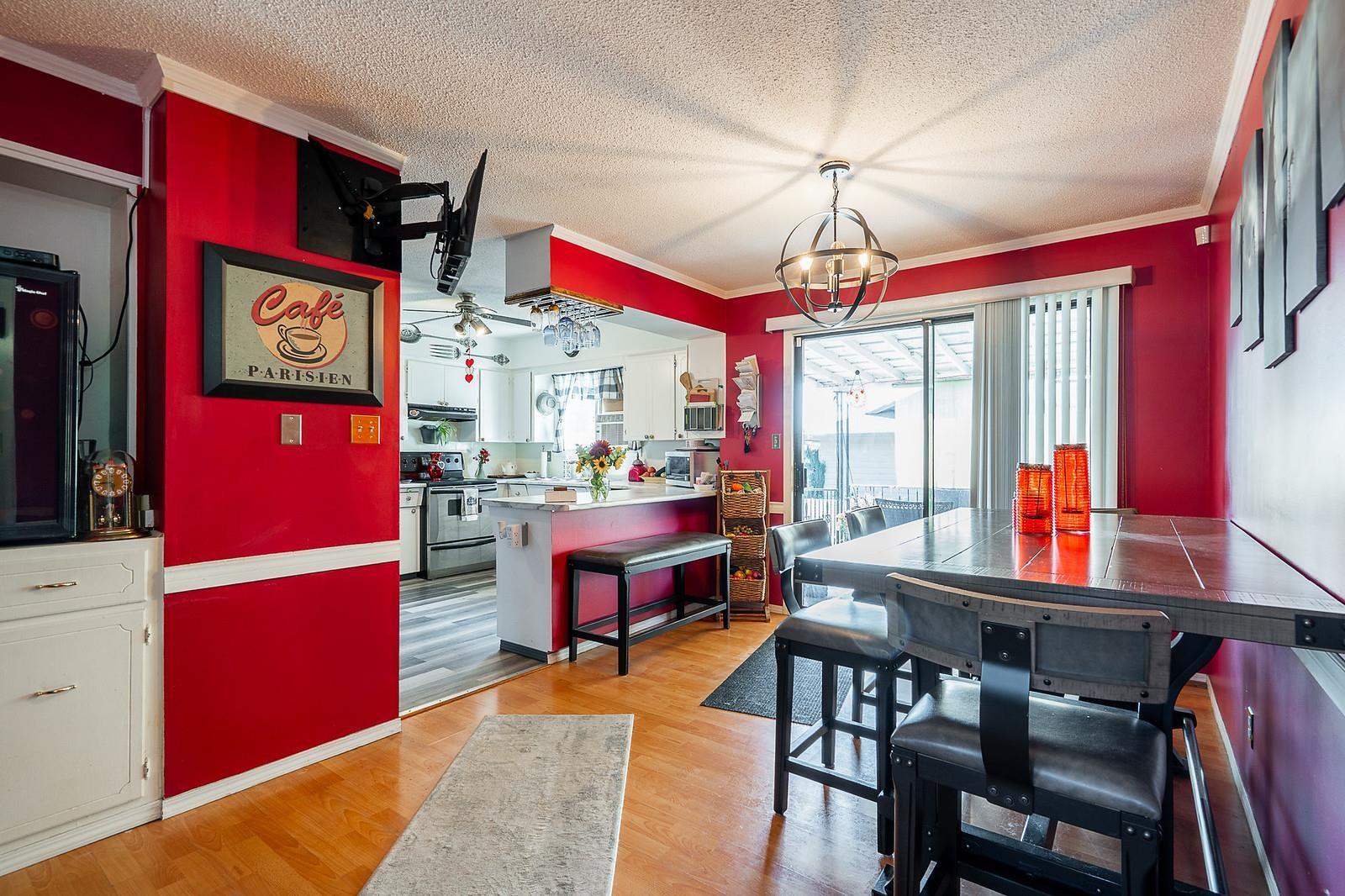 2049 Lynden Street, Abbotsford, British Columbia  V2T 3B6 - Photo 4 - R3155015