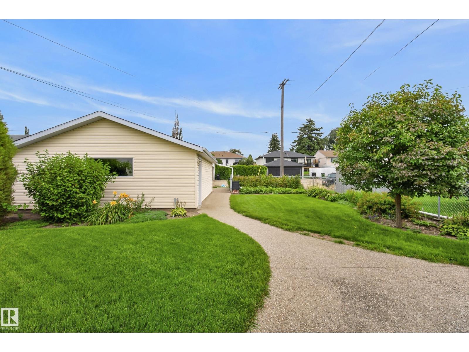 10623 67 St Nw, Edmonton, Alberta  T6A 2R9 - Photo 17 - E4503612