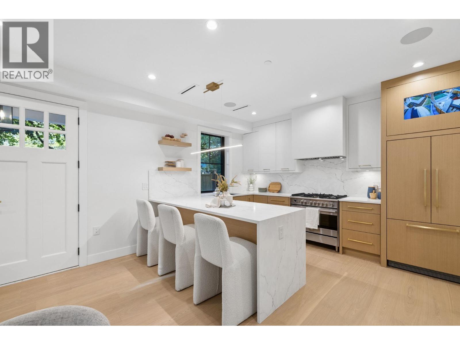588 E 10th Avenue, Vancouver, British Columbia V5T 2A4 - Photo 14 - R3155499