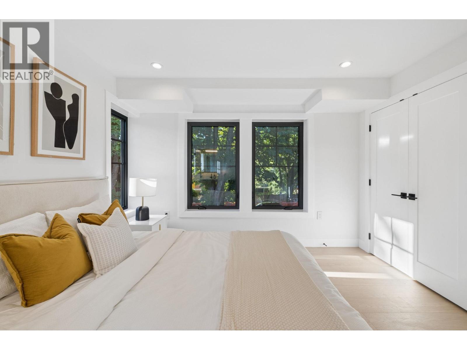 588 E 10th Avenue, Vancouver, British Columbia V5T 2A4 - Photo 25 - R3155499