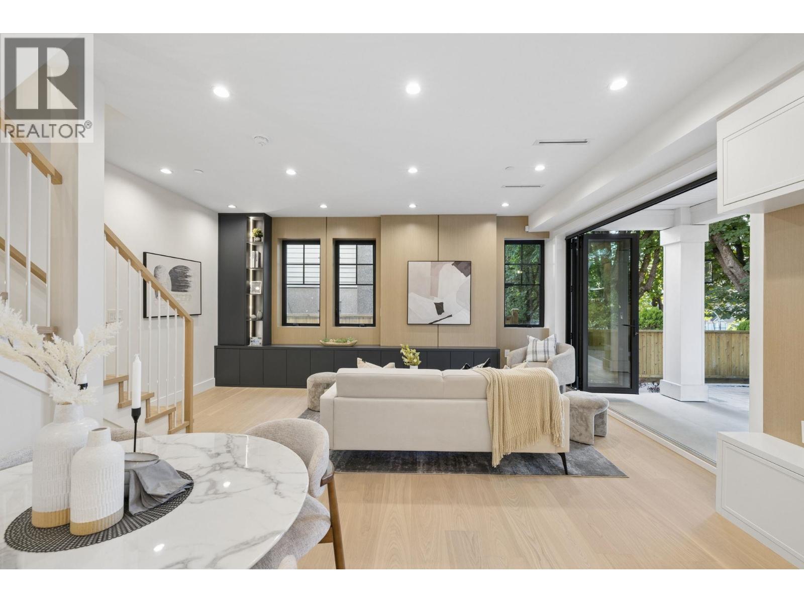 588 E 10th Avenue, Vancouver, British Columbia V5T 2A4 - Photo 18 - R3155499