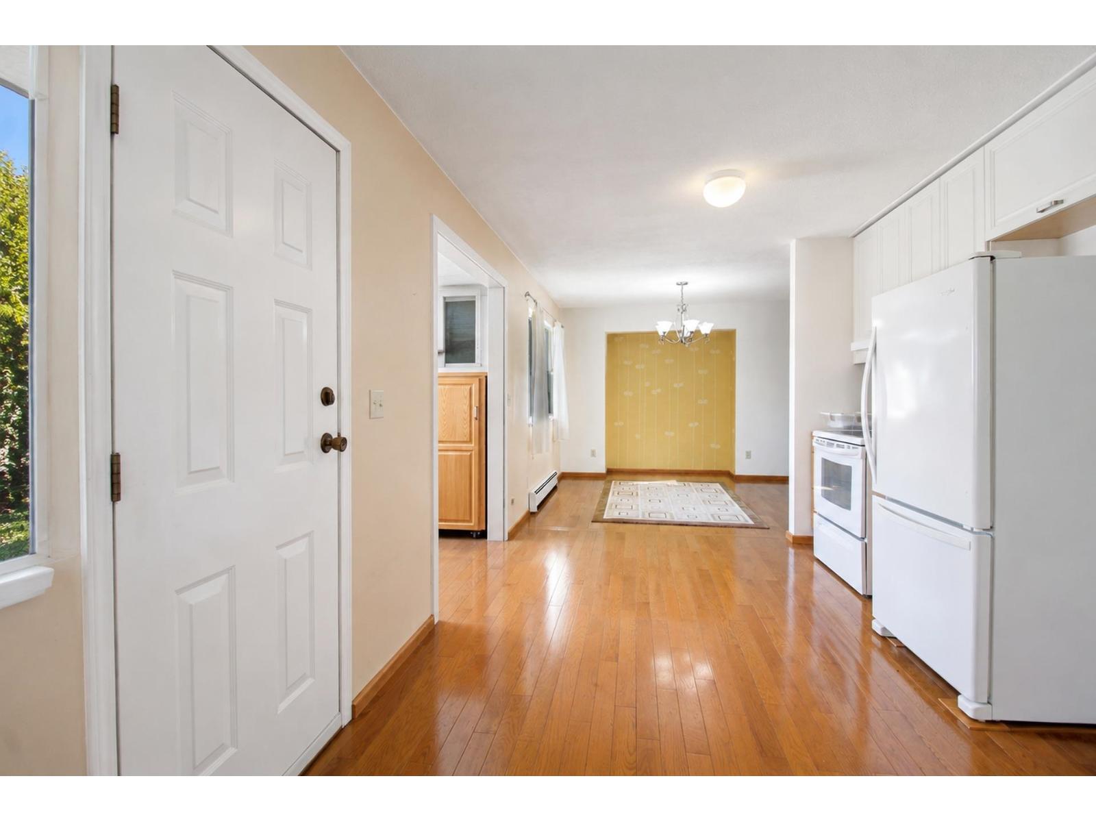 5903 184 Street, Surrey, British Columbia  V3S 4N2 - Photo 11 - R3155009