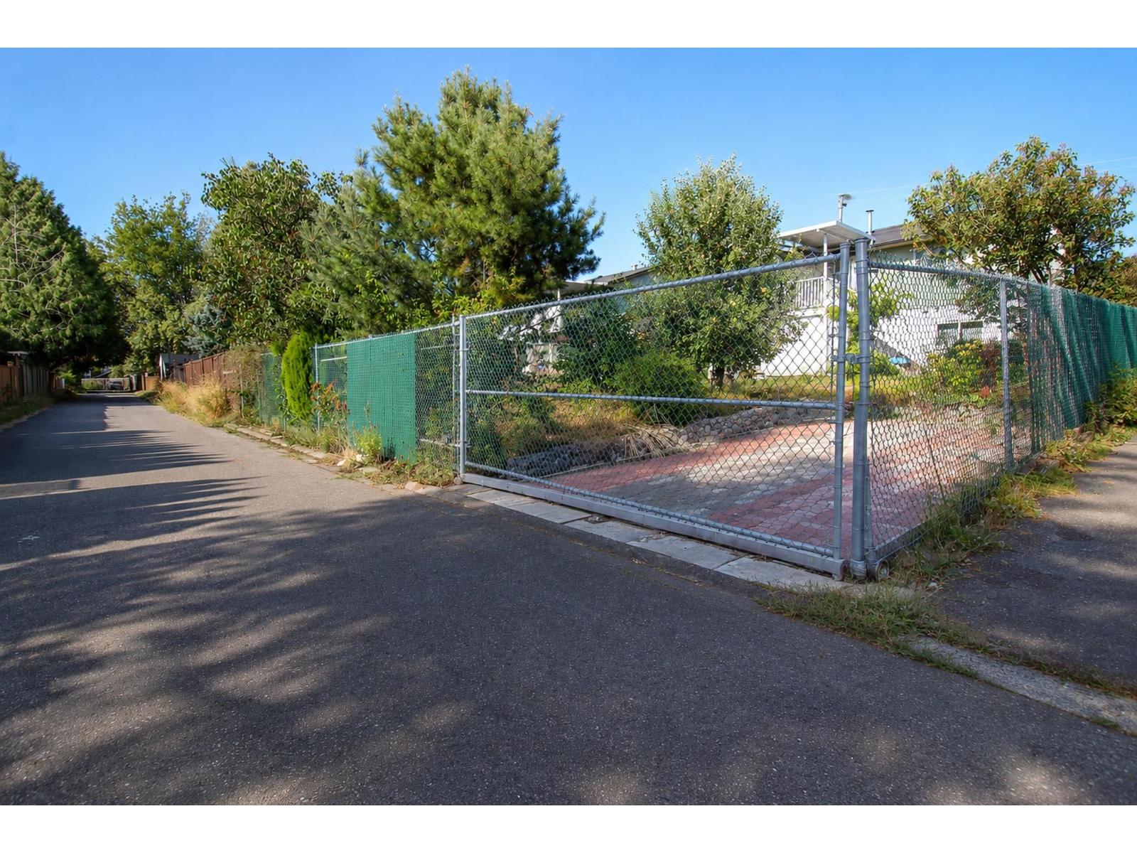 5903 184 Street, Surrey, British Columbia  V3S 4N2 - Photo 38 - R3155009