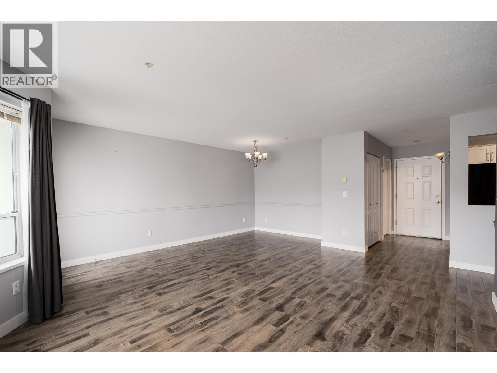 317 19236 Ford Road, Pitt Meadows, British Columbia  V3Y 2K1 - Photo 2 - R3137857