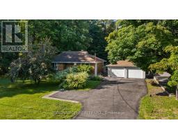3885 CARP ROAD, Ottawa, Ontario