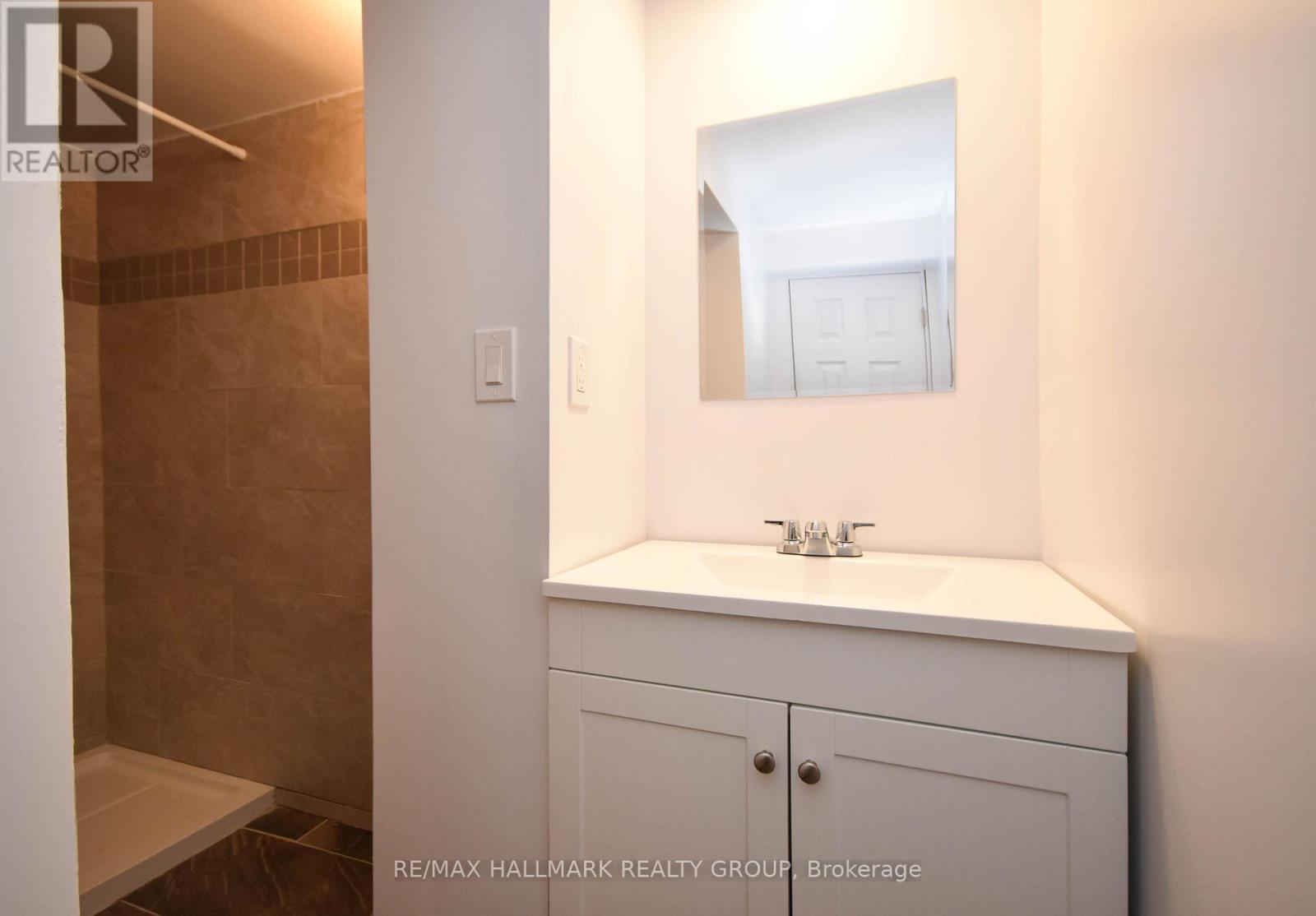 759 Adams Avenue, Ottawa, Ontario  K1G 2Y1 - Photo 15 - X13672382